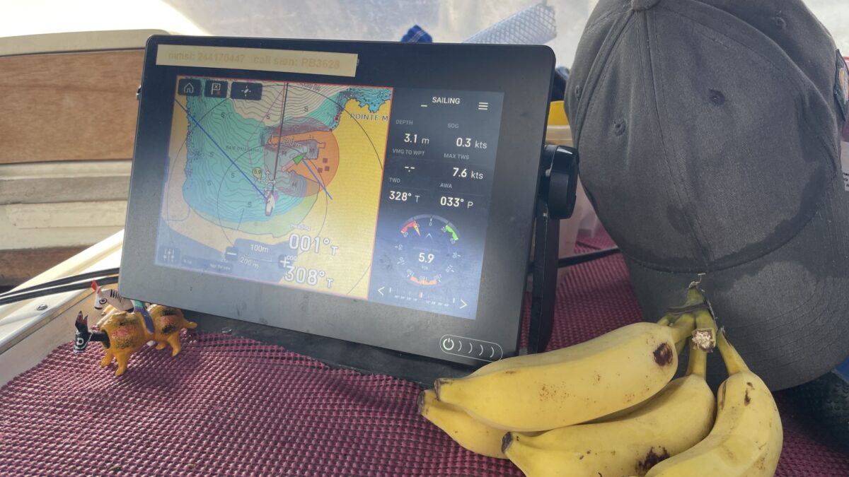 Raymarine plotter with bananas